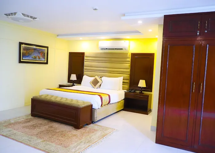 City Oasis Hotel